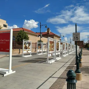 The Prado. Yes, there's a security guard nearby.
