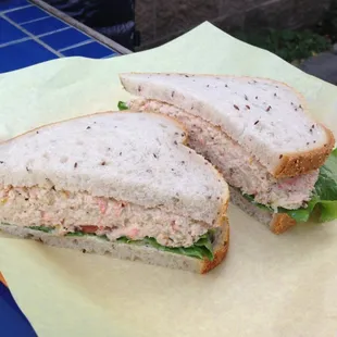 Tuna sandwich