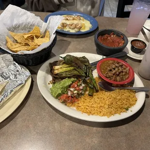 mexican food and drinks