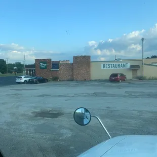 Great ribs good service