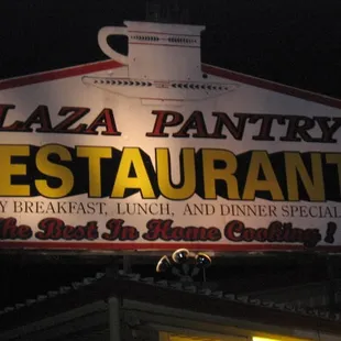 Plaza Pantry