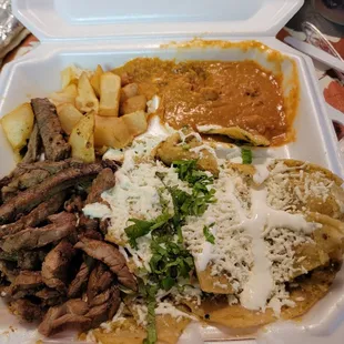 Chilaquil Verde with bistec plate