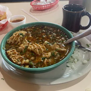 How do I deal with freezing temps &amp; being crudo (raw/hungover) MENUDO &amp; COFFEE!! STAT!