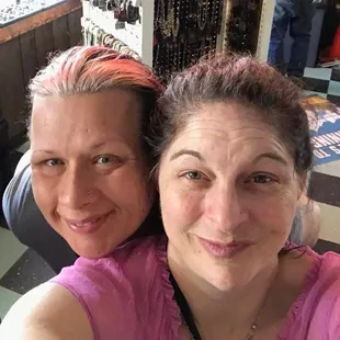 Pleasant Home, Mom's Jewelry Bling Night. . .