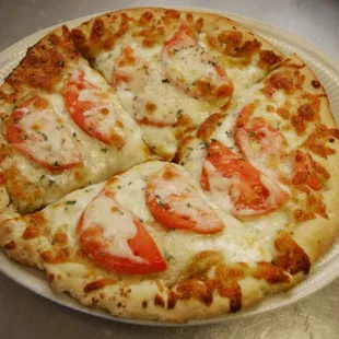 tomato and cheese pizza