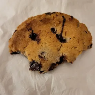 Chocolate chip cookie