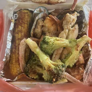 #7. Triple Threat Two 5 oz. Snow Crab Clusters 6 Colossal Shrimp &amp; 1/2 lb NZ Mussels Platter