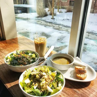 Kale and Romaine Salad