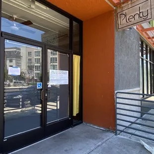 the front entrance of a restaurant