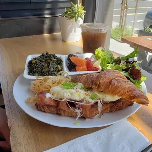 Brunch: Croissant sandwich with bacon