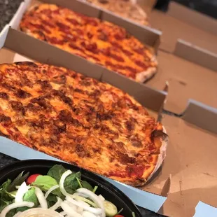 Our new favorite pizza place. Always fresh and delicious