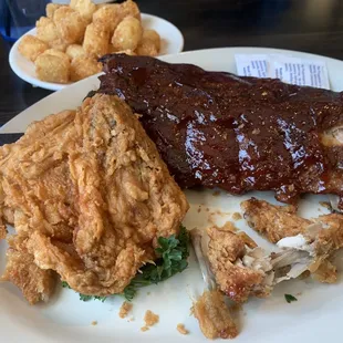 Ribs and chicken, I dug in to each before taking the pic, but both are phenomenal!