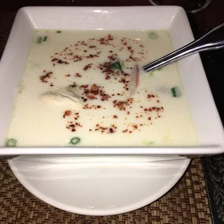 Tom Kha