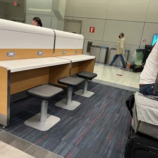 Seats to enjoy, eat and charge.