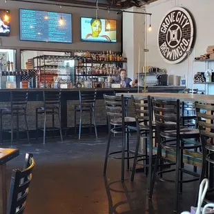 the bar and dining area