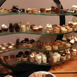 Dessert display