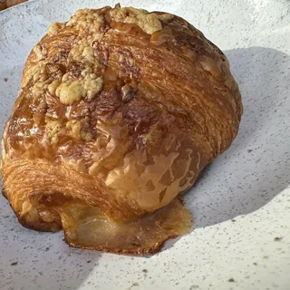 Smoked Ham and Gruyere Croissant