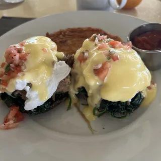 Hawaiian Style Eggs Benedict