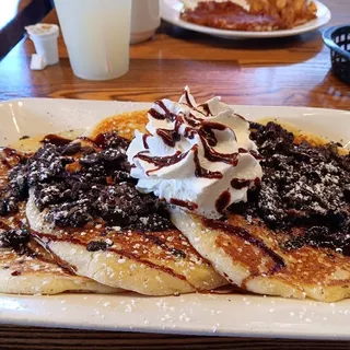 OREO Cookie 'N Cream Pancake Full Stack (3)