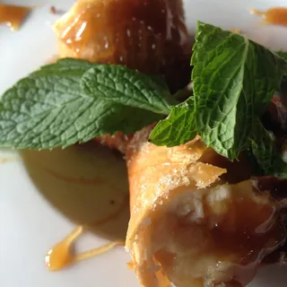 Banana Caramel Cheese Cake Egg Roll