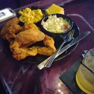 Chicken, Mac and Cheese, Coleslaw