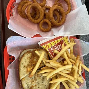 Onion rings, patty melt with fries
