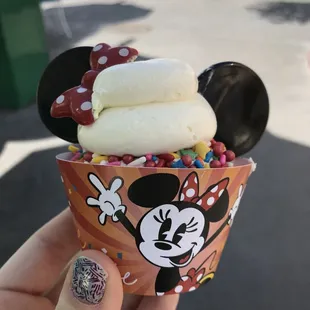 Minnie Chocolate Chip Cookie Cupcake