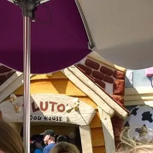 Toon Town Restaurants