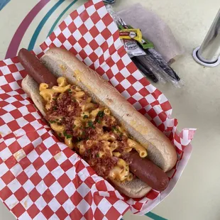 Foot long hot dog with Mac and cheese