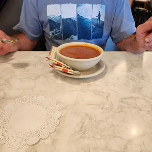 Tomato basil soup