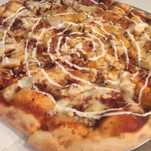 16" Chicken bacon ranch (with BBQ sauce).