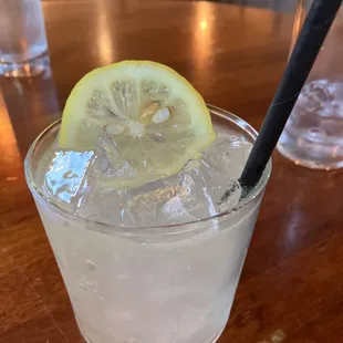 Elder Tom beefeaters gin St. Germain delicious