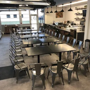 Modern farmhouse look with chairs and tables along with free Internet