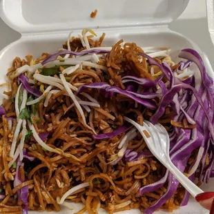 Chicken pad thai ( very dark but lacks flavors)