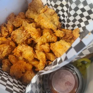 fried chicken, bbq chicken, chicken wings, fried chicken wings, chicken, bbq wings, food, poultry, chicken wings and fried chicken