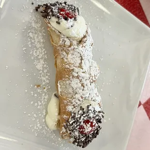 Chocolate cannoli
