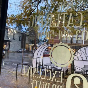 Dinning room inside and outside