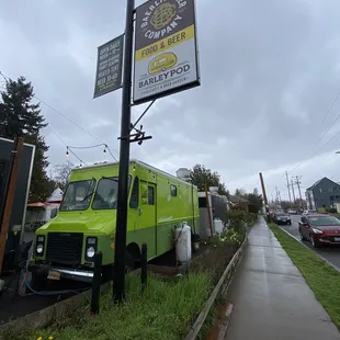 I love their green food trucks!