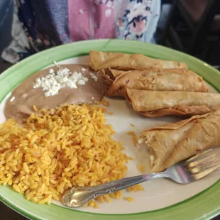 Kids fried tacos.