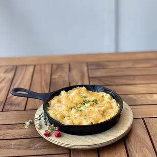 Baked Mac and Cheese