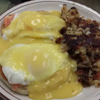 Smoked Salmon Benedict