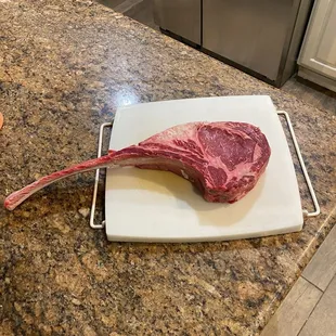 Beautiful Tomahawk cut from Podestos!