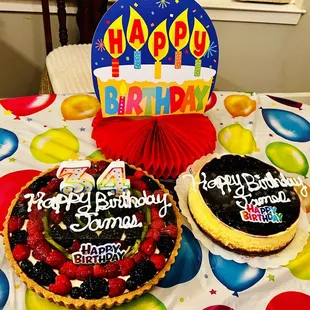 Fruit tart and berry cheesecake were fantastic. Delicious. Excellent service at the bakery too.