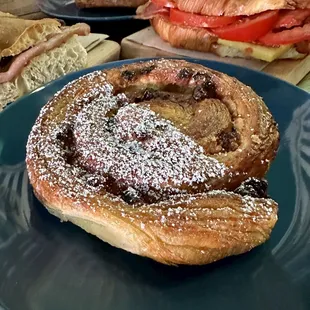 Cinnamon Raisin Roll