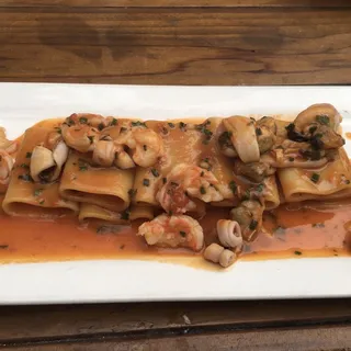 Mezzi paccheri ai Frutti di Mare