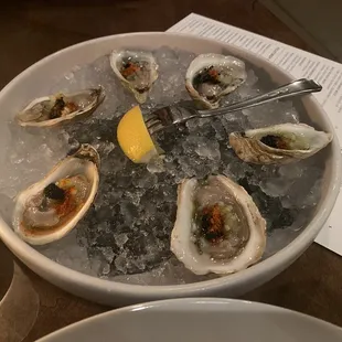 Chef&apos;s Selection of Oysters (Pogo&apos;s Style)