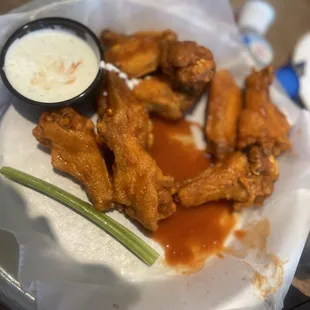 Medium Wings with a few already snatched! Great!