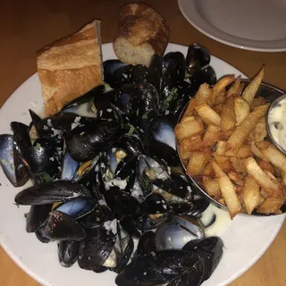 Moules Frites Dinner