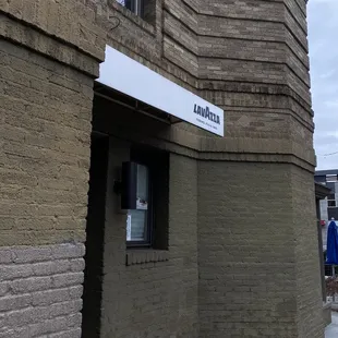 the entrance to the restaurant