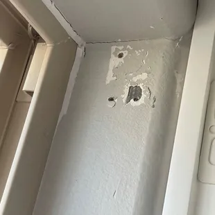 Shutter installer issue